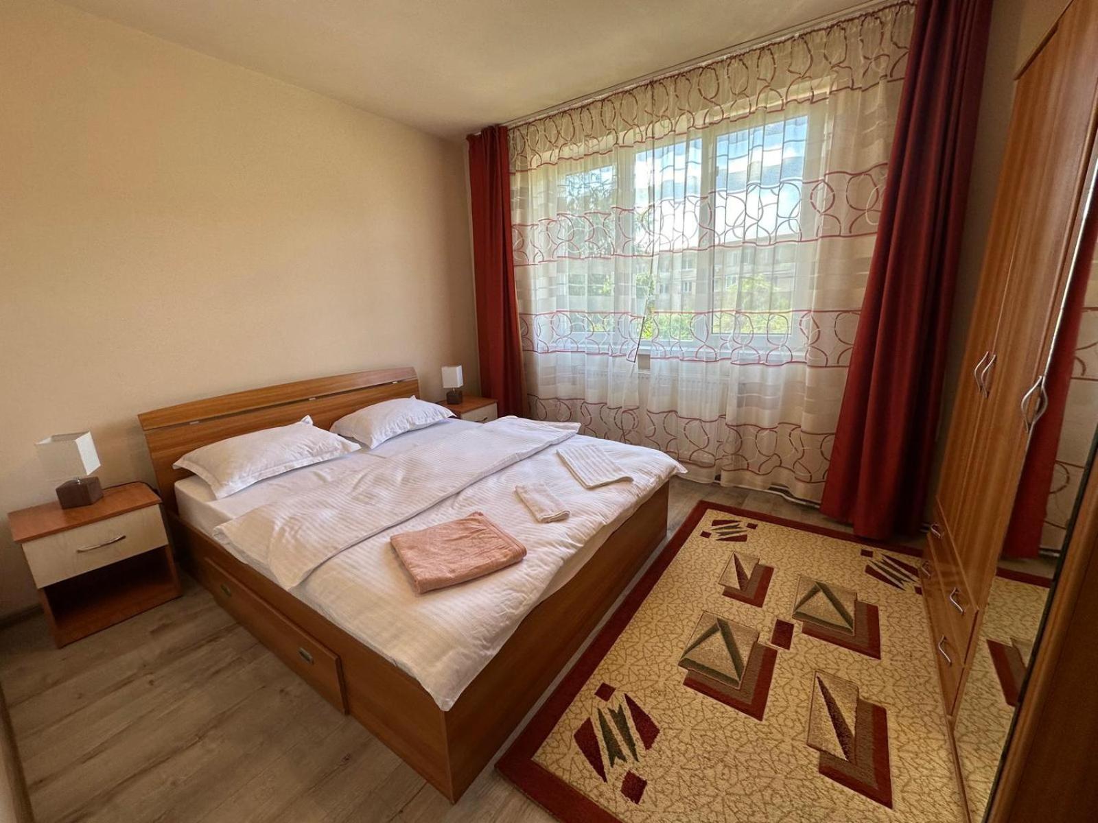 Apartamento Apartament Central Deva Exterior foto