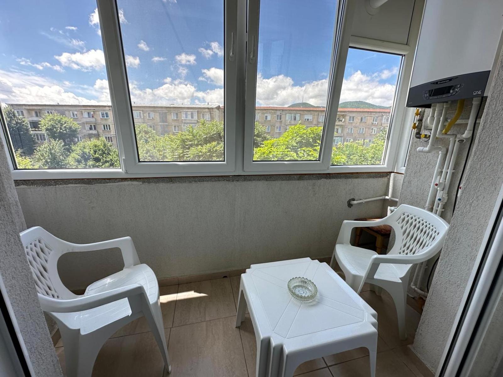 Apartamento Apartament Central Deva Exterior foto